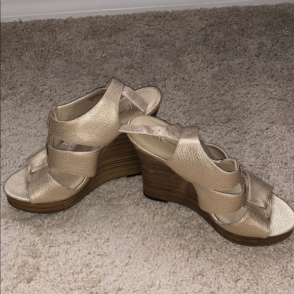 INC wedges - Picture 2 of 4